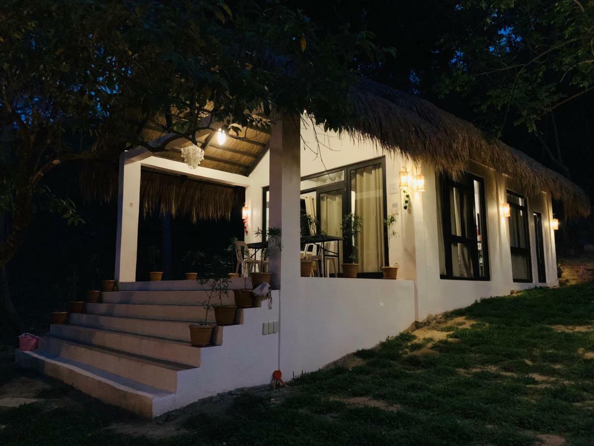 Moon Beach Villas El Nido Extérieur photo